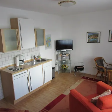 Lejlighed Fuer Hoehere Ansprueche In Uni-ort