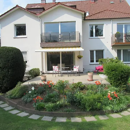 Fuer Hoehere Ansprueche In Uni-ort *