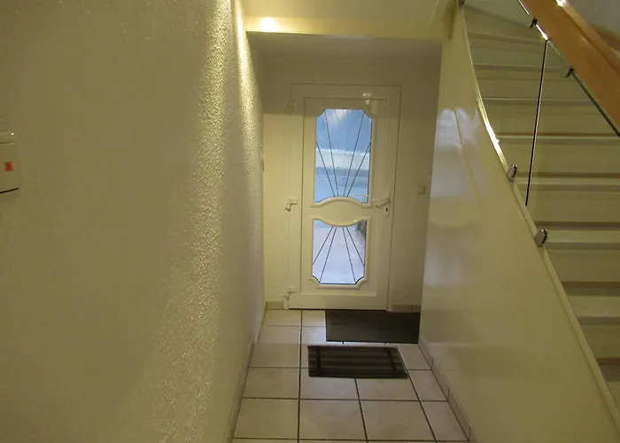 Fuer Hoehere Ansprueche In Uni-ort *